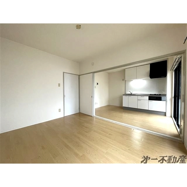 建物外観　洋室
