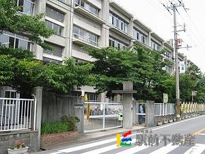 メゾンリヴィエールの周辺写真
