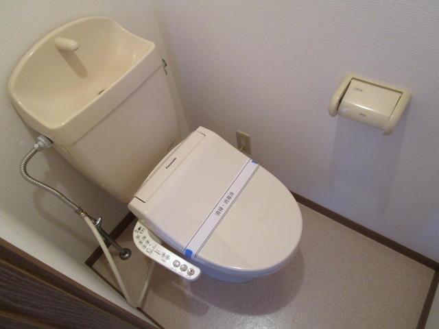 トイレ　温水洗浄便座（イメージ）