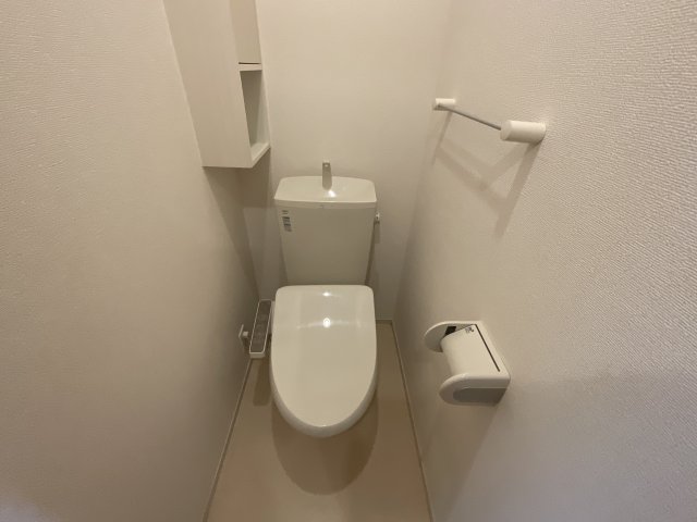 トイレ　トイレもきれいです