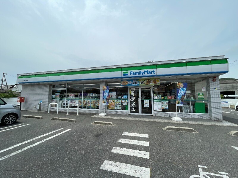 コンビニ　ファミリーマート　児島下の町店（コンビニ）まで402m