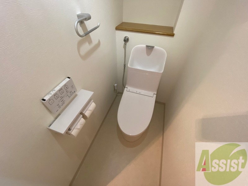 トイレ　こちらはトイレです。清潔感があり、安心して使用できます。