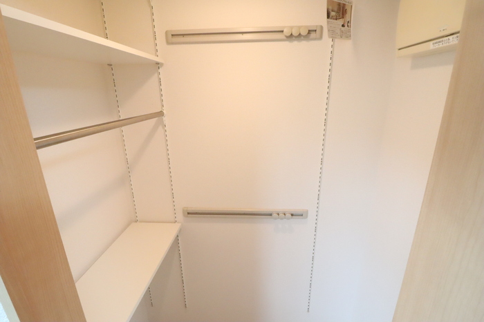 収納　ワンステップクローゼット☆