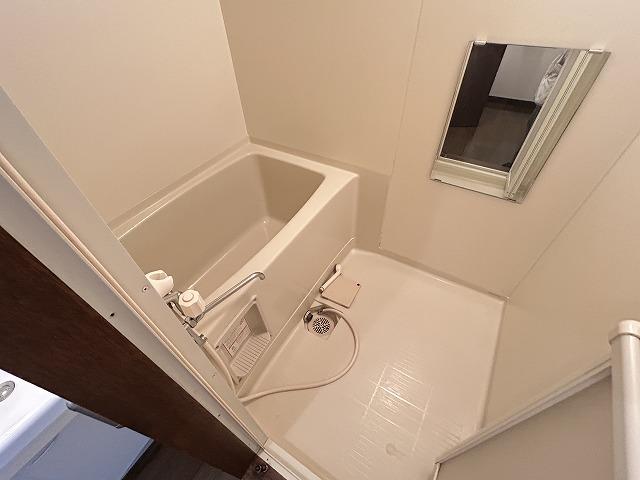 バス・シャワールーム　浴室