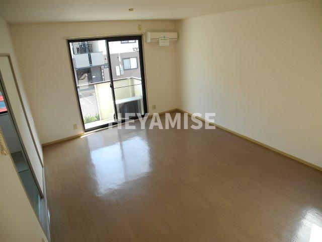 居室・リビング　※別号室の室内写真となります※