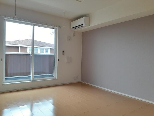 居室・リビング　居間です