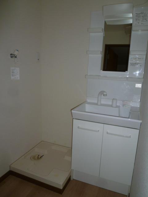 居室・リビング　独立洗面台もあります