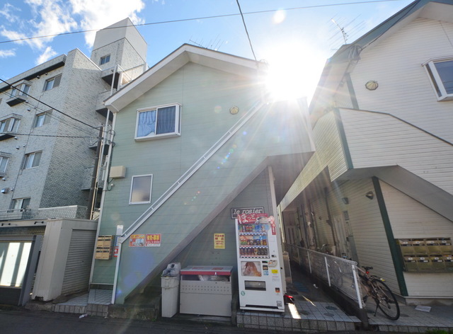 建物外観　～ピカーっ～