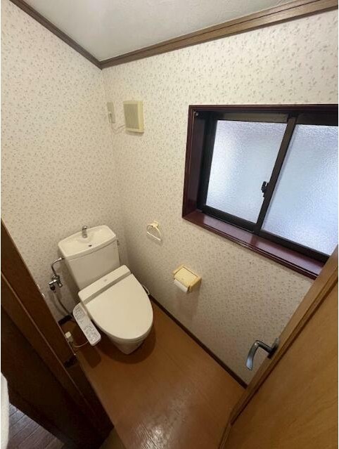 トイレ　嬉しい温水洗浄便座♪