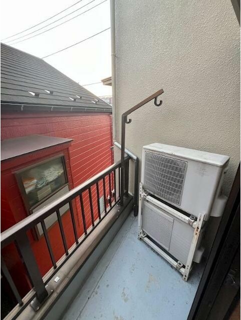 バルコニー　開放的で明るい空間を演出してくれるバルコニーです♪