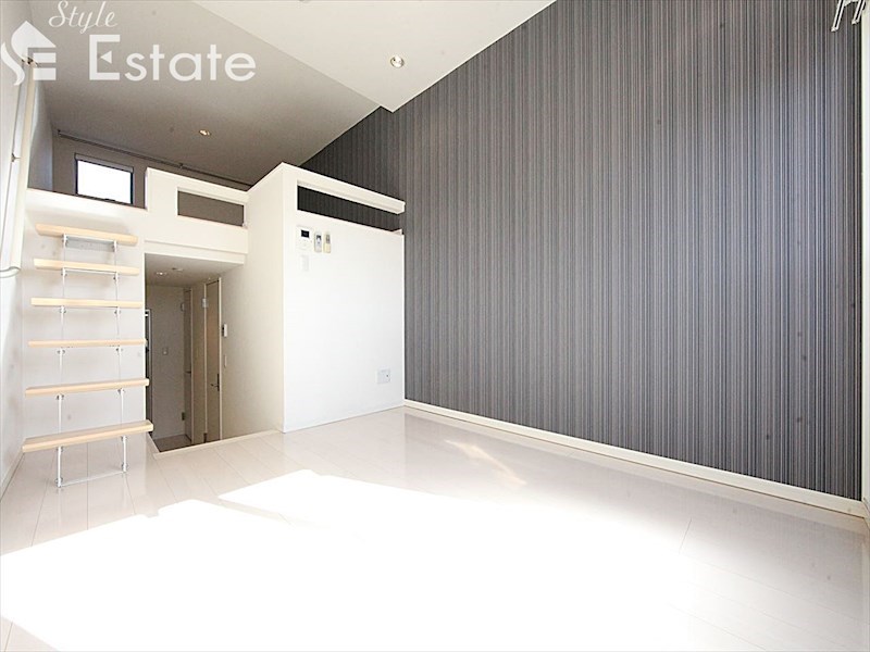 居室・リビング　内装