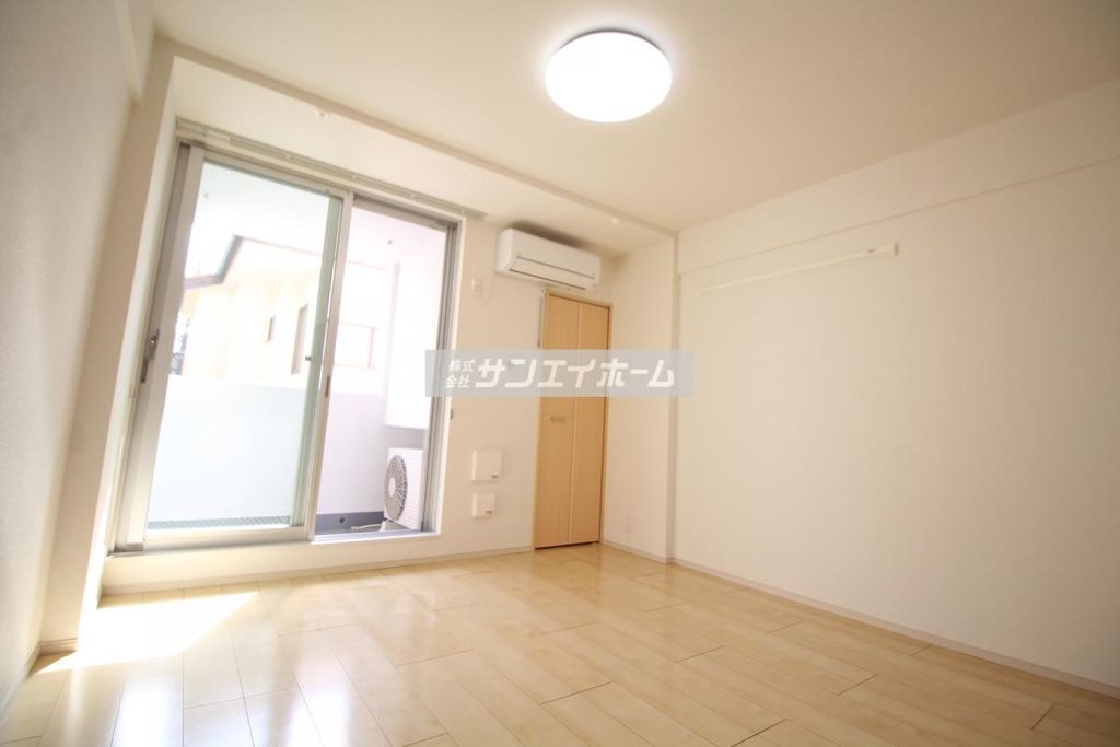 居室・リビング　同仕様