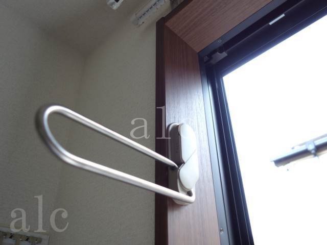 その他設備　室内物干しです