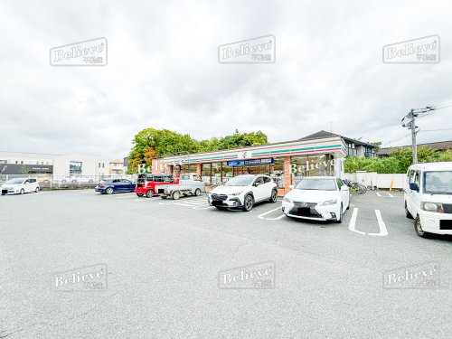 コンビニ　セブンイレブン 久留米中央公園前店（コンビニ）まで873m