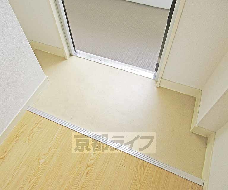 玄関　広め・・