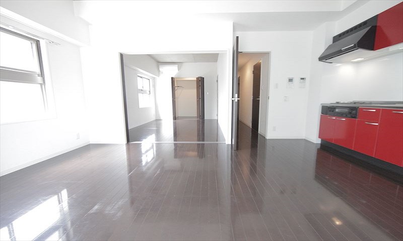 居室・リビング　リビング12帖　角部屋