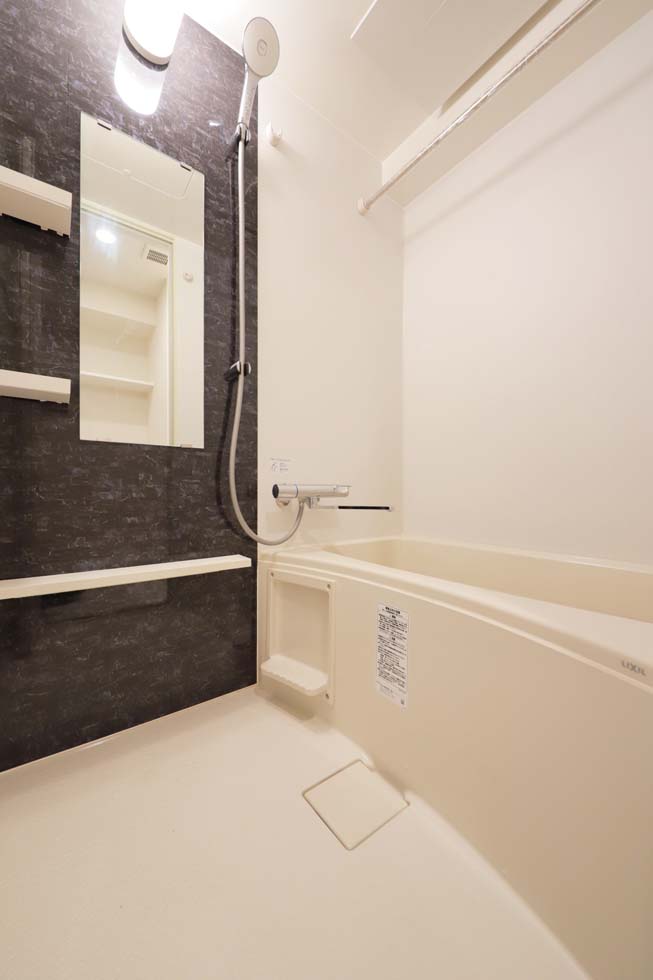 バス・シャワールーム　内装もきれいです