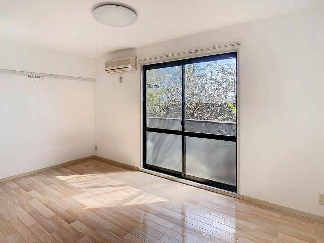 居室・リビング　2026年3月撮影※現況を優先いたします。