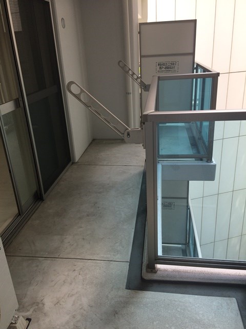 バルコニー