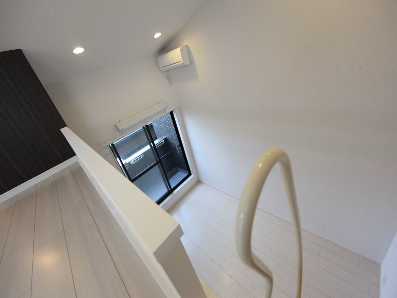 その他　洋室8.5帖　ロフト4.4帖（収納としてもお部屋としても使え