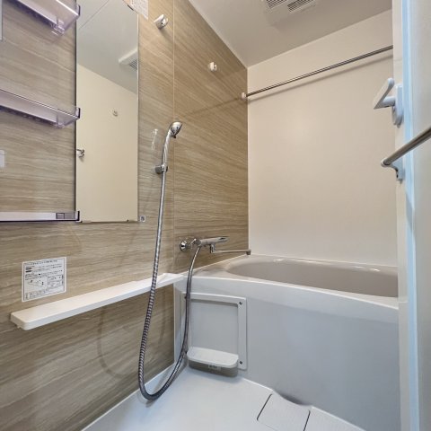バス・シャワールーム　同仕様タイプです