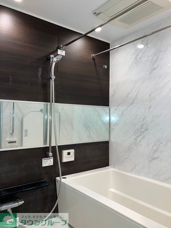 バス・シャワールーム