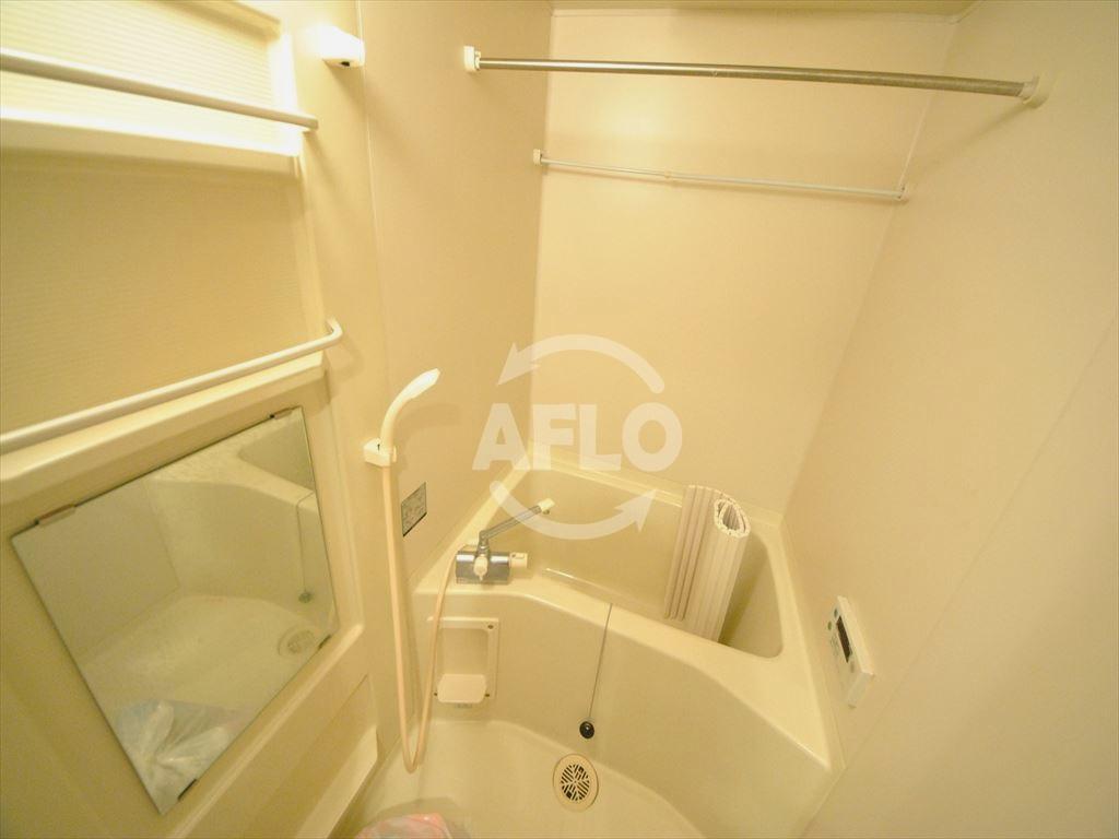 バス・シャワールーム　エステムコート難波IIアレグリア　浴室