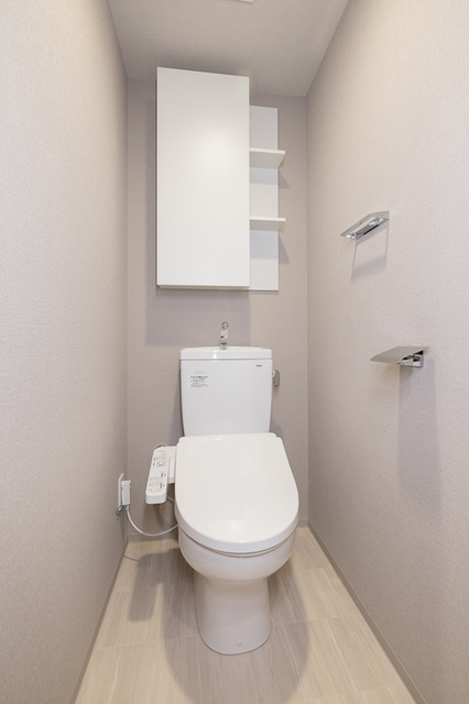 トイレ　※写真は同タイプ住戸です。