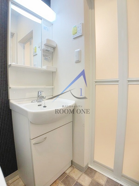 洗面設備　洗面台です。