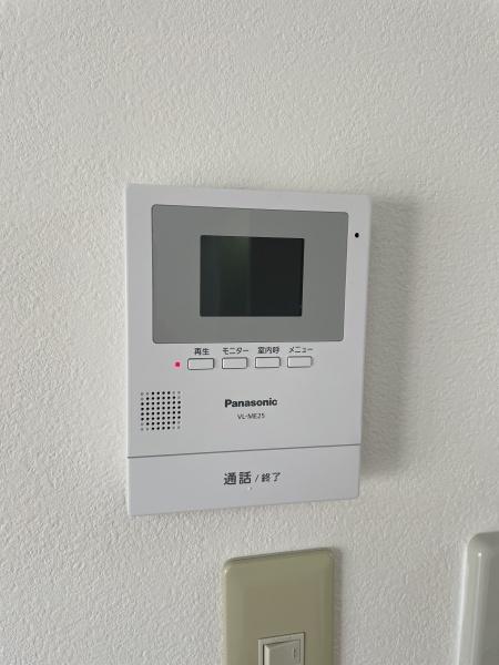セキュリティ　同物件内の別のお部屋の写真になります