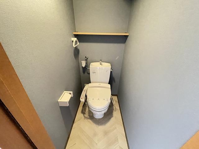 トイレ　トイレ