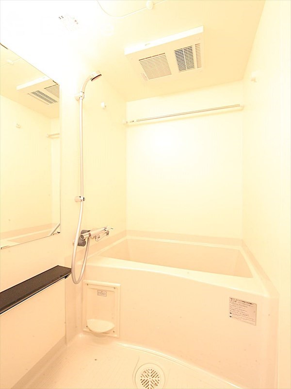 バス・シャワールーム　バスルーム