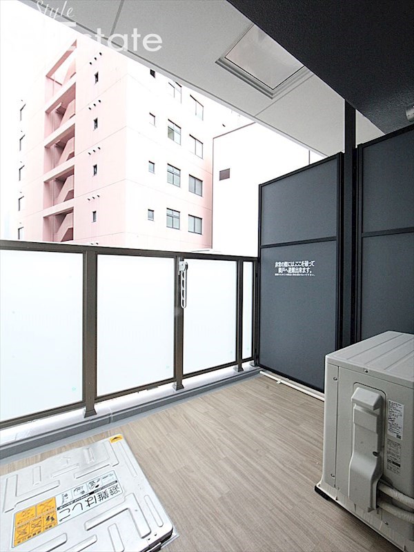 バルコニー　バルコニー