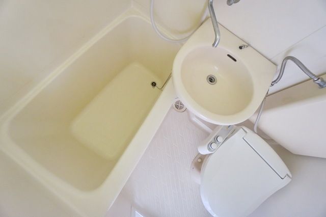 バス・シャワールーム　※別部屋参考写真です