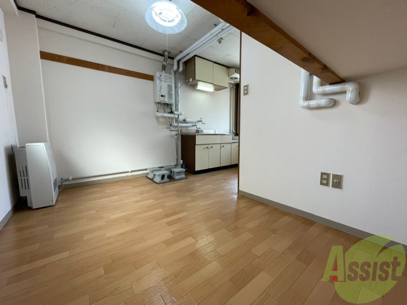 居室・リビング　広くてキレイなお部屋が広がっていて、充実した生活が送れそう。