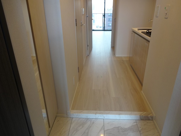 玄関　明るい玄関です