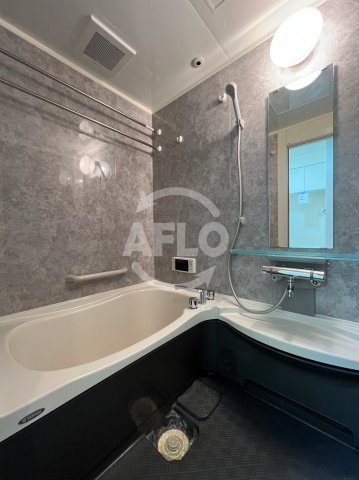 バス・シャワールーム　天満橋ケルスコート ParkView 浴室