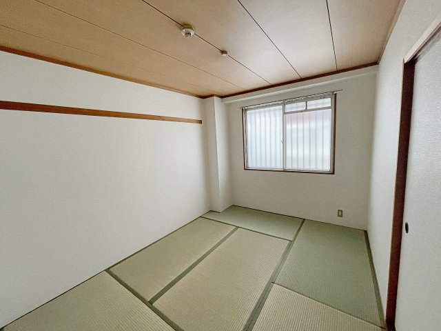 居室・リビング　趣のある和室です