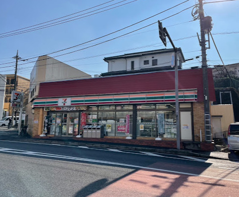 コンビニ　セブンイレブン　横浜小机町店（コンビニ）まで1919m