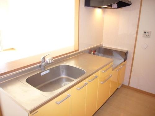 キッチン　写真は同型タイプ