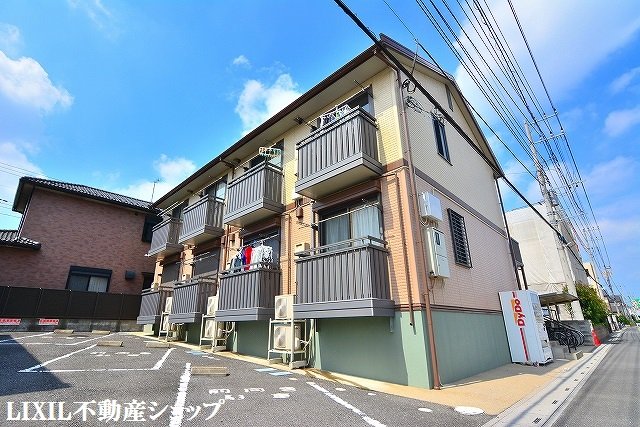 建物外観　吉川市のお住まい探しなら、当社にお任せください。