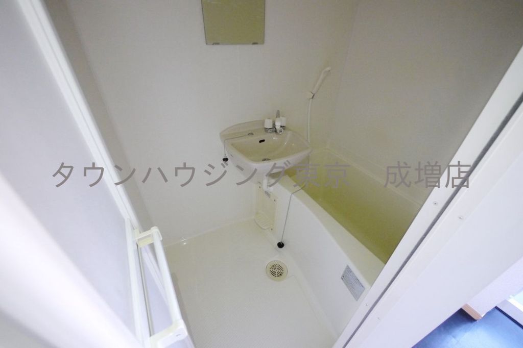 バス・シャワールーム　バス