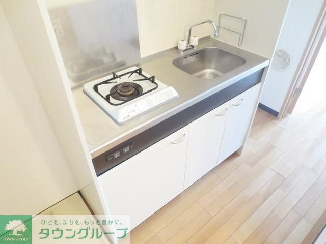 キッチン　お問合せはタウンハウジングまで