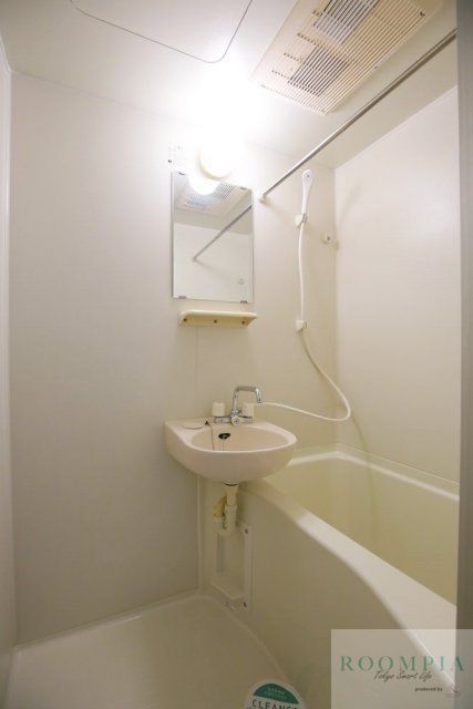 バス・シャワールーム　バス