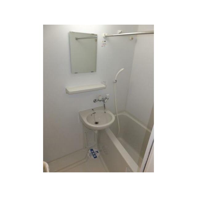 バス・シャワールーム　※同タイプ参考写真