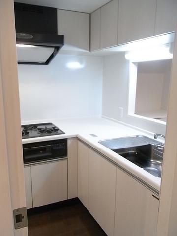 キッチン　★３口ガスシステムキッチン★