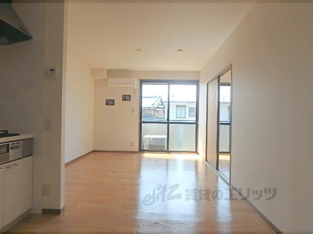 居室・リビング　洋室