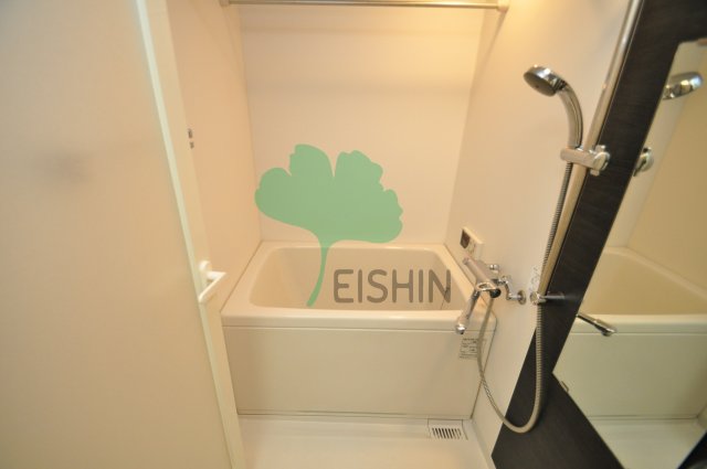 バス・シャワールーム　清潔感のある浴室です！