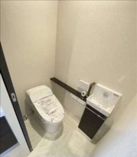 トイレ　別号室イメージ