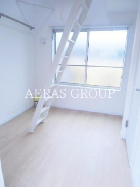 居室・リビング　内装です